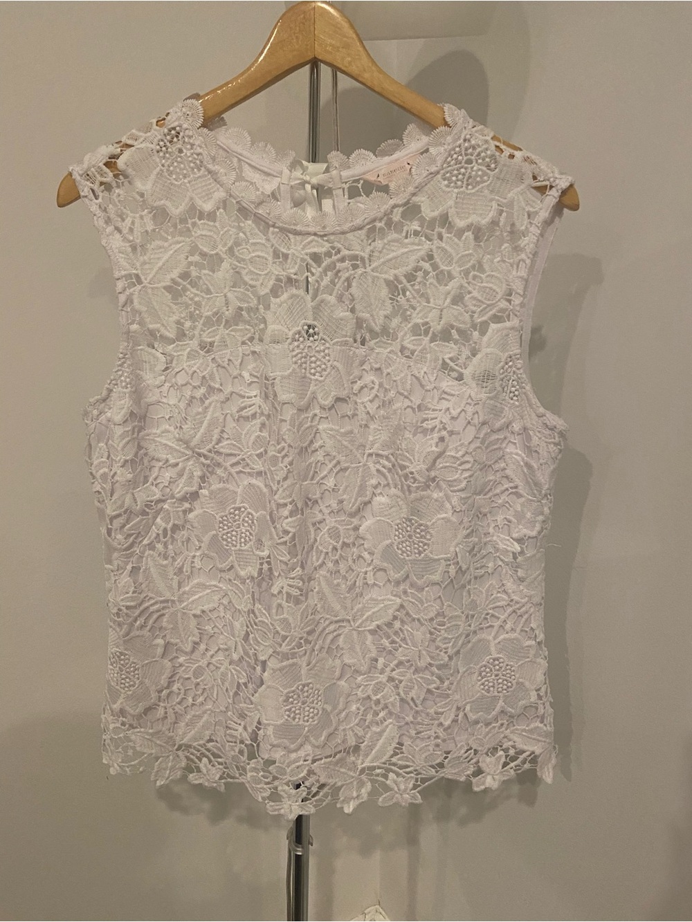 Nanette Lepore White Floral Lace Sleeveless Camisole